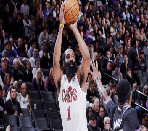 谁还不是个全明星别只顾莫布利!场均14+8+2的他,同样值得尊重