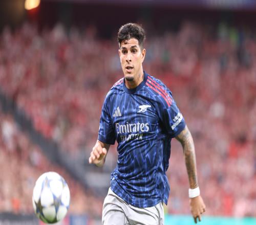 30!阿森纳火爆10连胜,8场零封,欧冠升至第2,15岁新星创纪录