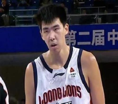 徐昕17分4蓋帽廣州戰(zhàn)勝山東，郭艾倫重傷職業(yè)生涯岌岌可危