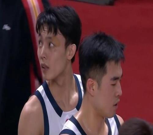 杜鋒：第3節(jié)6個(gè)失誤對我傷害太大職業(yè)聯(lián)賽成績不好主帥下課很正常