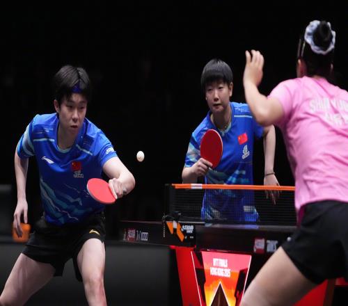 泪目!孙颖莎带伤打混双决赛丢冠,央视解说:体育精神具象化