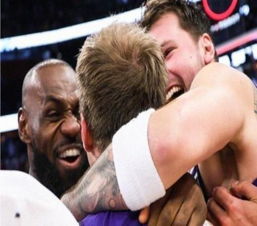 詹姆斯成為史上勝場數(shù)最多球員他是不老的嗎