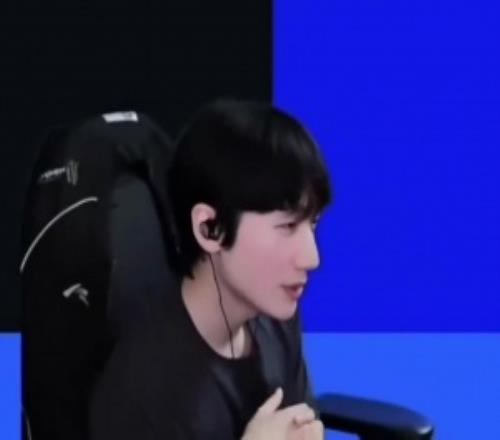 Peanut：明年要去中國約好去看一次到賢以前LGD的隊員也約了去旅行