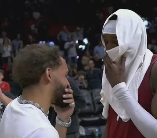 麻了,特雷杨麻了!NBA第一高分背景板诞生