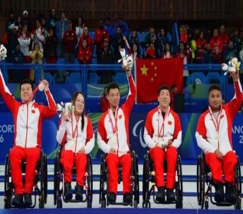 中國輪椅冰壺隊:帶著堅守與熱愛,再啟新征程米蘭冬殘奧會特別報道