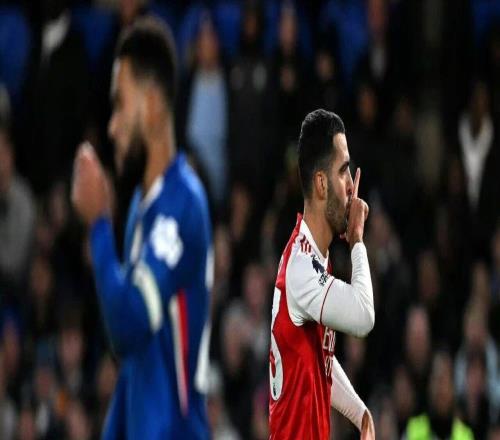 英超第13轮:切尔西11阿森纳,梅里诺头球破门