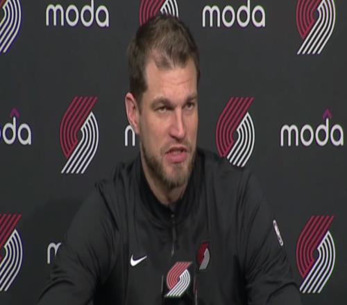 斯普利特:瀚森顶了几分钟让克林根能休息他在场赢6分总体是积极