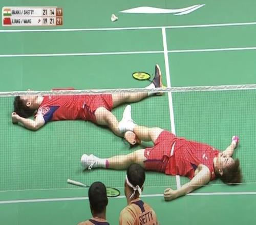 梁偉鏗王昶21逆轉戰勝蘭基雷迪謝提，奪得香港羽毛球公開賽冠軍