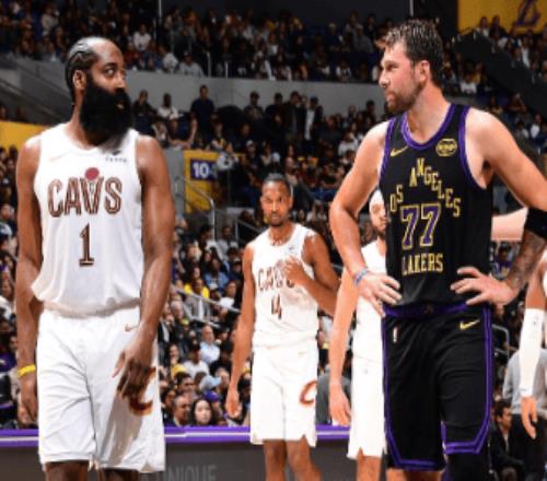 湖人擊敗騎士4連勝東契奇復(fù)出42+5+12哈登17分