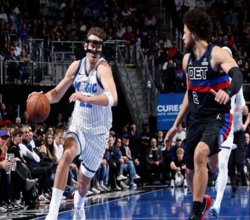 NBA杯赛制很特别,13连胜却无缘8强,1队连进西决却摸不到8强地板