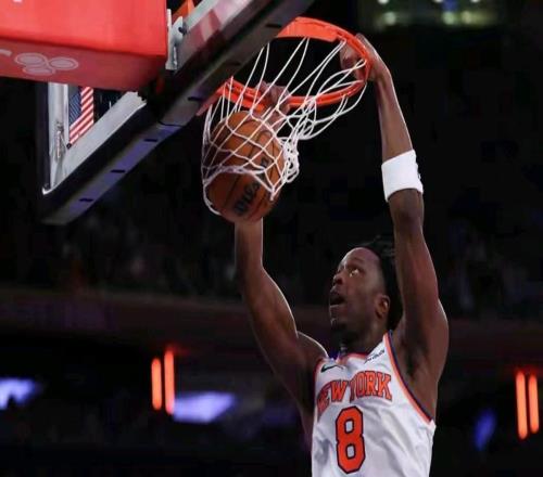 阿努諾比首發(fā)出戰(zhàn)40分鐘罰球5中3砍下28分9籃板3助