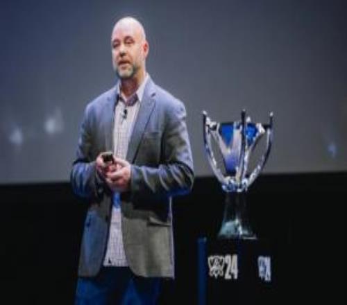 电竞负责人回应先锋赛场馆太小：这样做可以保持灵活性