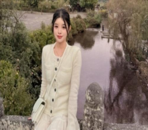 doinb妻子糖小幽分享旅遊照片:食遍人間煙火