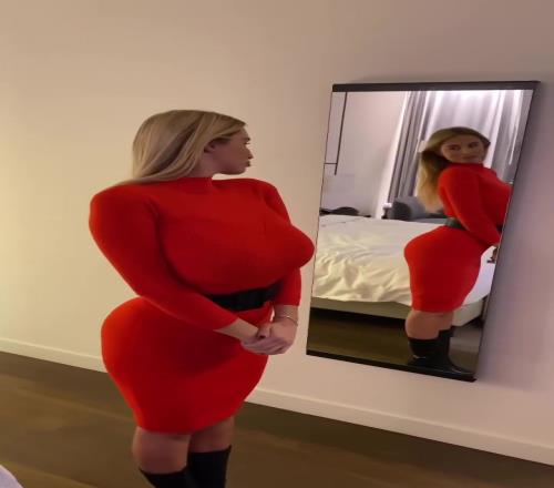 真正的S型！但皇马新女主持这衣服保守了啊