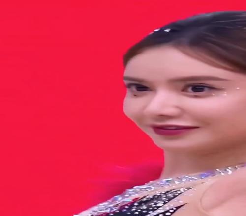 美娜体操服限定皮肤，这谁不爱看啊