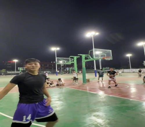 嗯，没后面那个准头