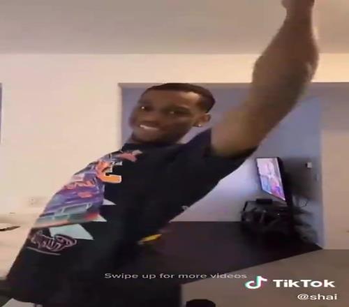 亚历山大：早知道自己以后会成为MVP，就不跳这么傻的舞了