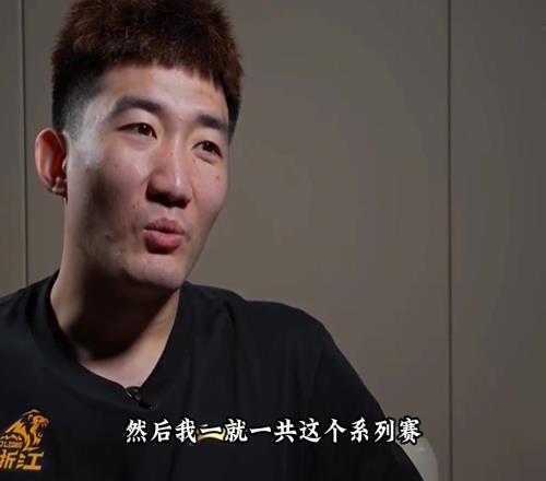 硬汉！孙铭徽：总决赛我打了三针封闭，脚踝两针，大腿一针！