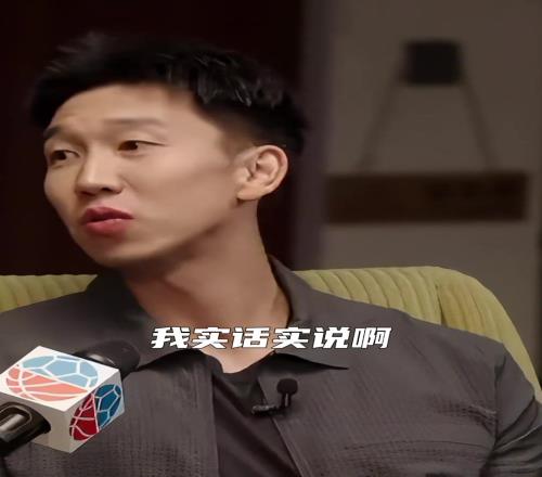 曹岩自曝当网红收入：CBA的前几名能有一拼