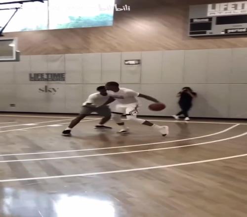 NBA球星的顶级脚步操作！谁的连招最丝滑