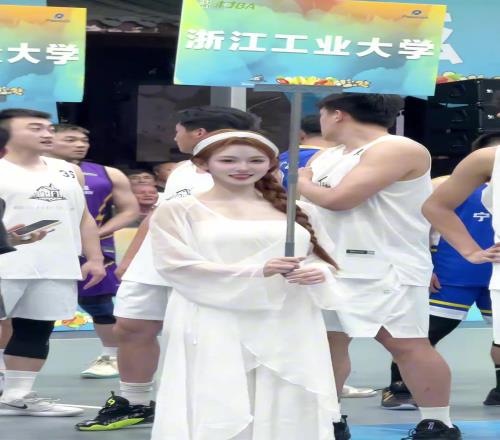 极品！女朋友这样的做梦都得起来磕头感谢祖宗