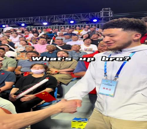 不是，NBA球星都来打村BA了...