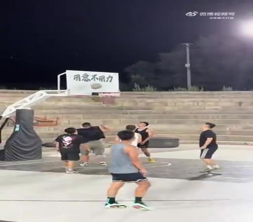中国艾弗森！从外形到动作，简直是一模一样！