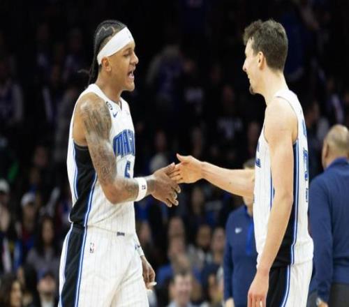 火箭边缘人2场20+10！火速上位补位DFS，1年合同超值，续约稳了