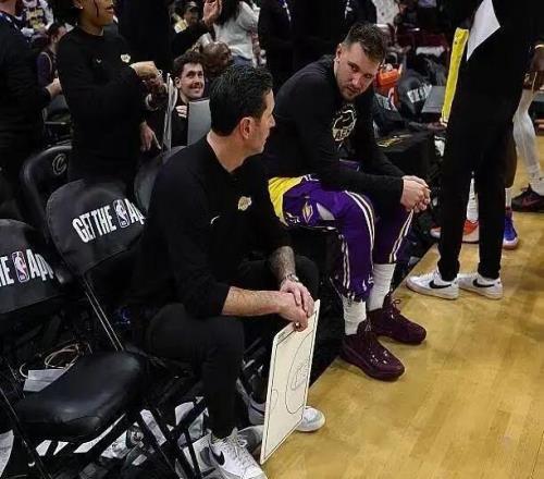 詹姆斯历史进球王！东契奇遭雷迪克臭骂！面临禁赛！