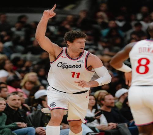 遭25分逆转！小卡空砍30+9各种续命球真尽力了创三纪录聊表安慰