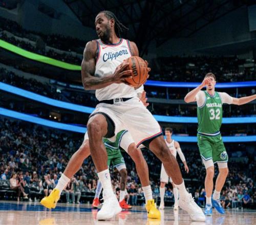 快船主场再出击!伦纳德出战成疑,加兰带队冲击2连胜守第八 快船主场再出击!伦纳德出战成疑,加兰带队冲击2连胜守第八