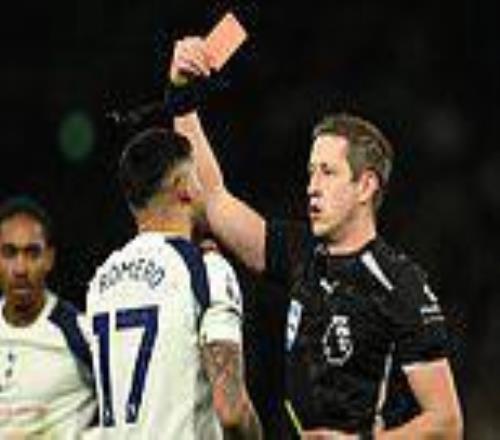 英超球星吃黄牌被扣10英镑工资，财务系统比VAR还较真