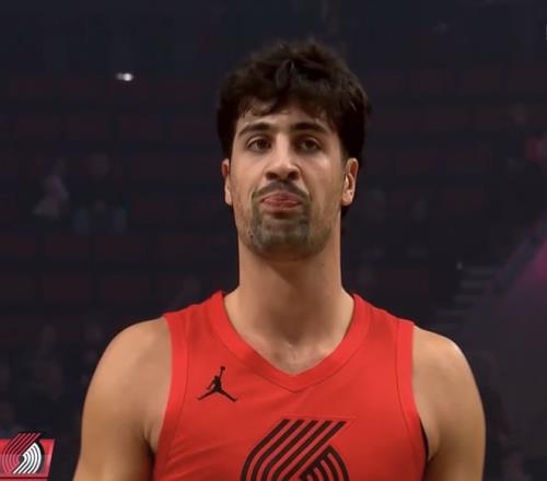 NBA季后赛16强出13席！开拓者vs马刺，赛程出炉，杨瀚森创8年纪录