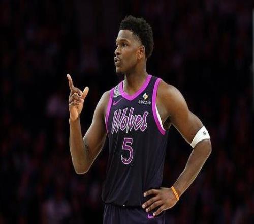 森林狼次节崩盘！爱德华兹：我知道我们出了什么问题但我不想说