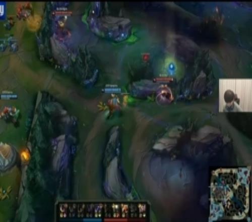 JackeyLove：BLG一送就送大的，这么开牛头不把对面当回事