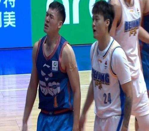 四川半场16分刷新CBA历史最低分！记者：工资发不出来又没有外援
