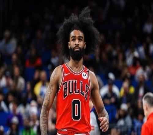 记者：老鹰、快船、森林狼和独行侠都有意公牛后卫科比怀特