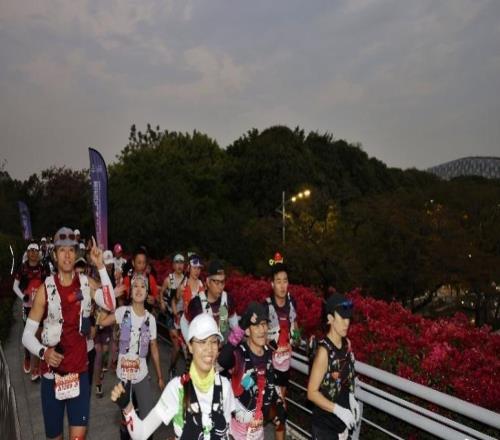2026广州100越野赛起跑，5000名选手越野迎新春