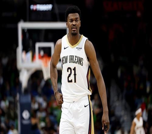 第二年反而比第一年打得差！鹈鹕内线新星真是没有取得任何进步