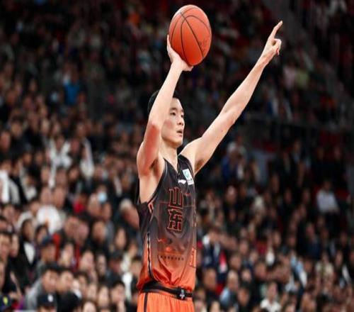 17分+18分+21分！失意射手换队后重新崛起，山东男篮真是捡到宝了