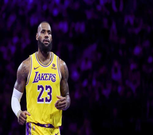 NBA合并后总决赛得分榜：詹姆斯断层领先，乔丹位列第二