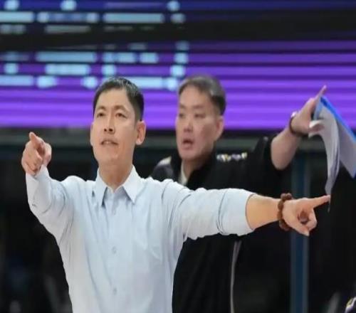 CBA：险胜天津北控赛季开局两连胜