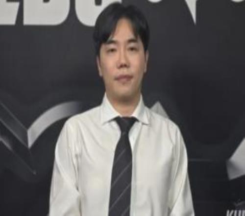 那要夺冠了吗此前Homme发言：TES要么夺冠要么八强如今晋级四强