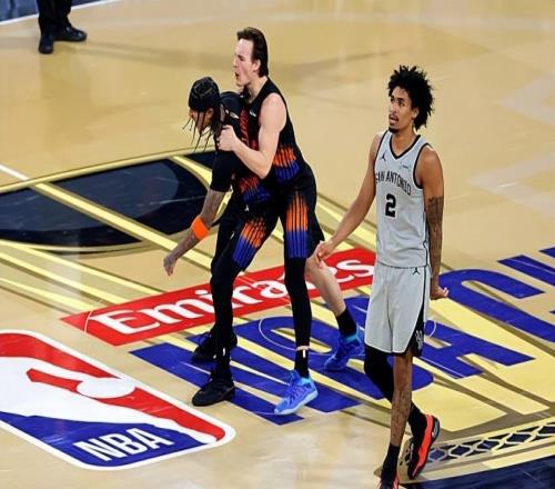 决赛中成为了马刺最准的投手，马刺榜眼郎还有不小的潜力可以挖掘