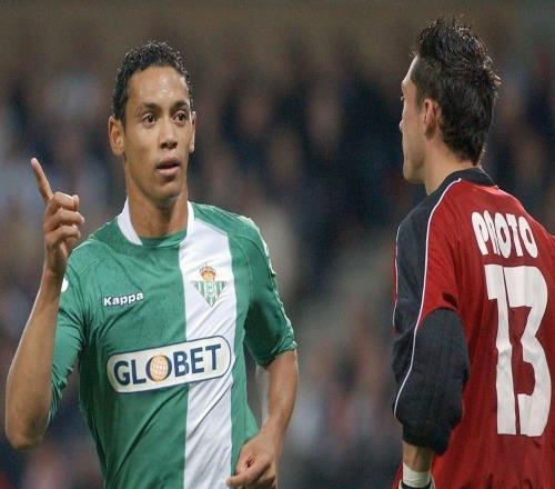 00闷平亨克，皇家贝蒂斯历史首次与比甲球队握手言和