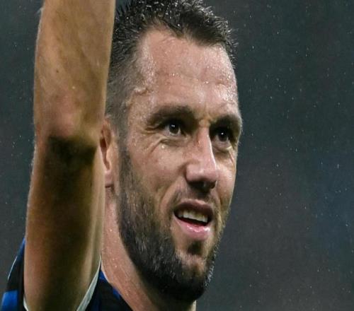 都体：德弗赖考虑冬窗离开国米，森林、本菲卡等四队对其有意