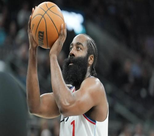 盘点NBA本赛季至今的50分先生，快船2人拿过50分，一队3人都拿过