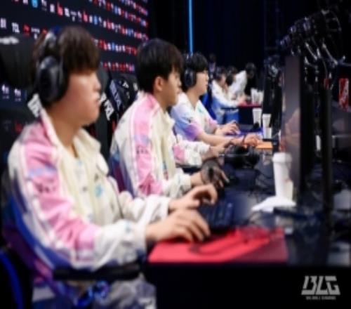 战胜IG后BLG官方发布赛场返图：心火不熄，前行不辍