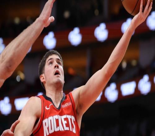 KD盛赞卢战术诛心乌帅！休媒谈1细节证两人差距火箭无PG才是症结