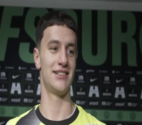 多特小将雷贾尼：完成德甲首秀很开心，这是一种梦想成真